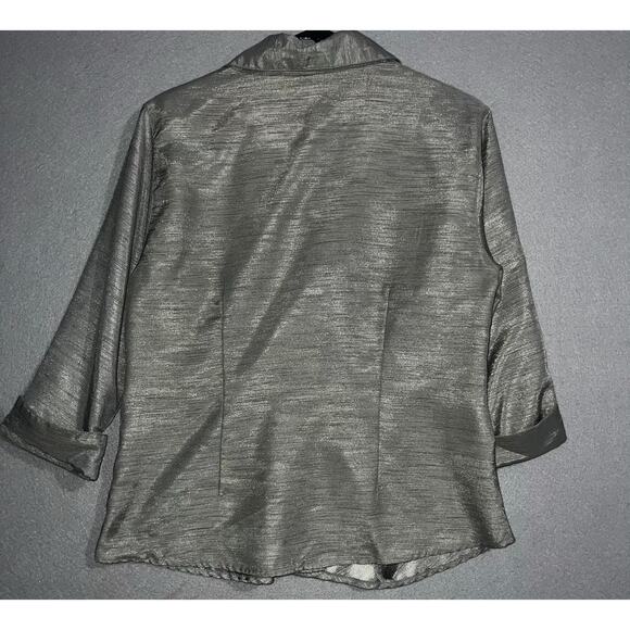 Selene Sport Blouse Women's Large Silver Metallic Button-Up 3/4 Sleeve Collard - Picture 2 of 7